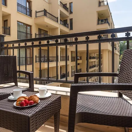 Golden Sands Apartment Golden Sands